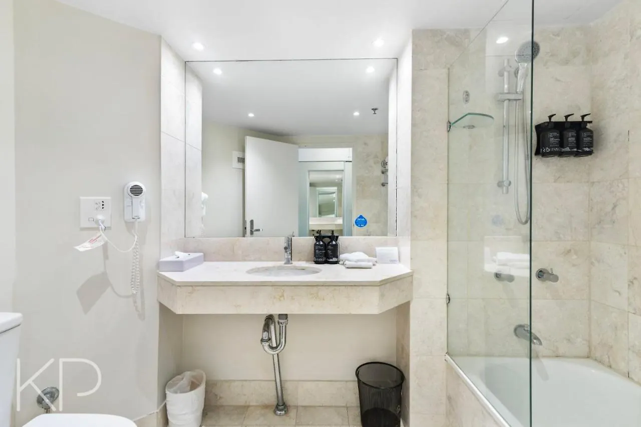 Hotel Apartments On 22 View Avenue, Surfers Paradise Gold Coast