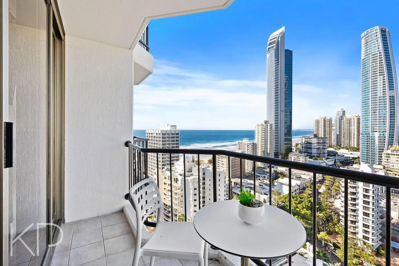 Hotel Apartments On 22 View Avenue, Surfers Paradise Gold Coast